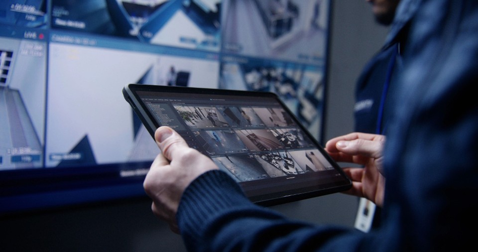 Quelles sont les différences entre un VMS et un NVR ?